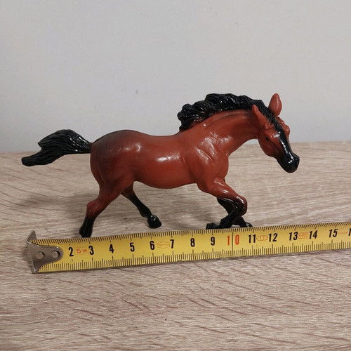 Horse figure like new made of good quality plastic