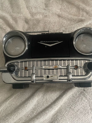 RARE VINTAGE RANDIX BLACK 1957 CHEVY AM/FM/CASSETTE BOOMBOX RADIO