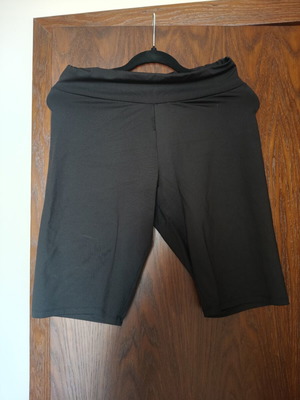 Women's elastic shorts black, used, size XL