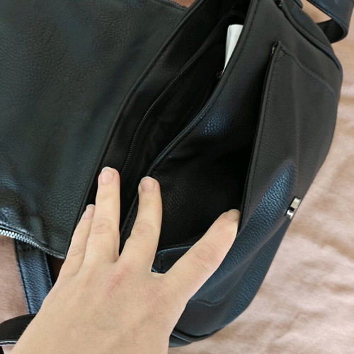 Black crossbody bag like new
