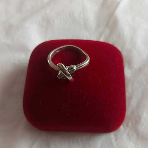 Silver ring used, discreet and beautiful No 7