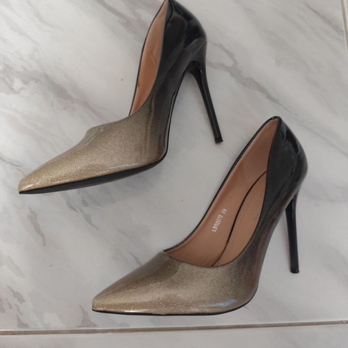 La Bottine Souriante black-gold glitter pumps size 39 like new