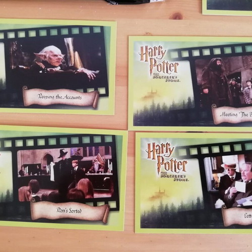 Harry Potter Trading Cards Set of 6 with Packaging like new