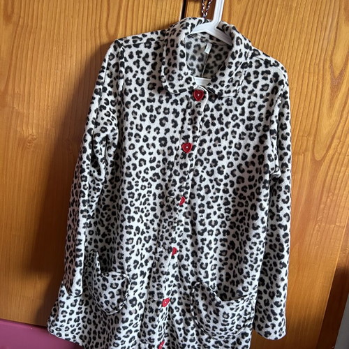 United Colors of Benetton women's fleece robe, leopard print, Small