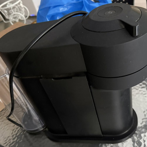 Nespresso Vertuo coffee machine like new