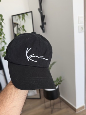 Καπέλο Karl Kani μαύρο, σε άριστη κατάσταση, one size