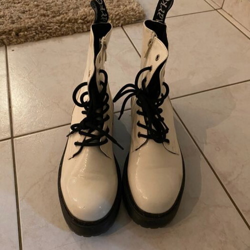 White ankle boots like new, size 41
