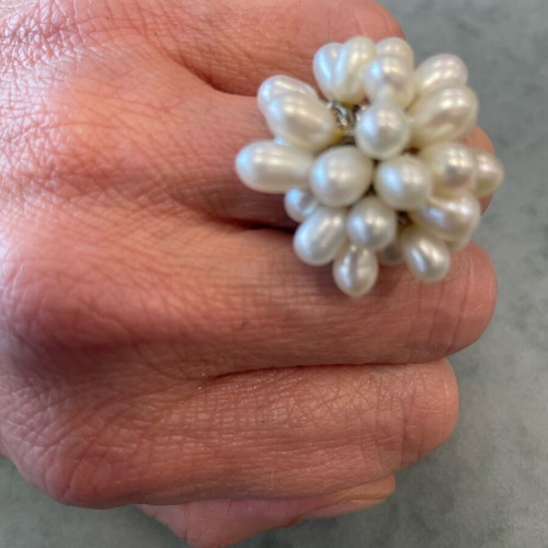 Ring with Adjustable Size Grape Design and White Stones like Pearls
