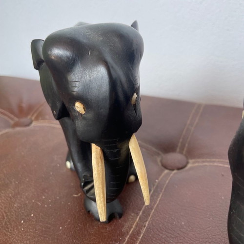 Wooden elephants used, set of 2 pieces