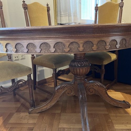 Handmade solid wood dining set with 6 chairs extendable, like new