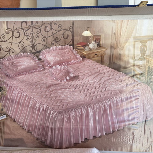 White wedding quilt set satin with lace