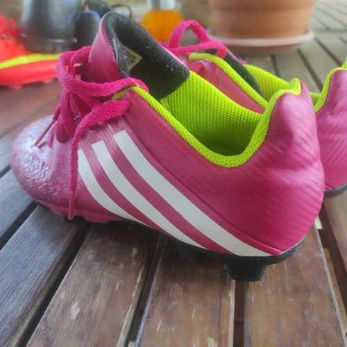 Adidas football shoes size 33 like new