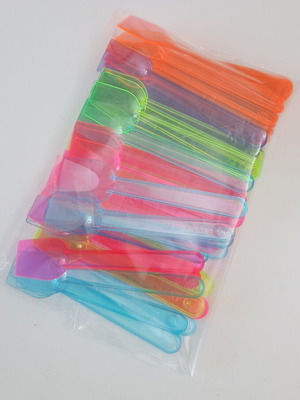 Set of 50 colorful plastic spoons new