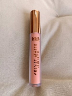 Mua Velvet Matte Liquid Lipstick αφορετο, σφραγισμενο, απόχρωση supernude
