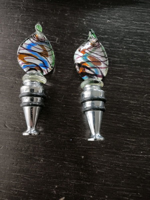 Wine stoppers with handmade glass like new, pair