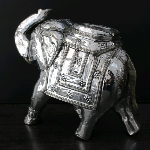Elephant figure handmade used 25x21cm