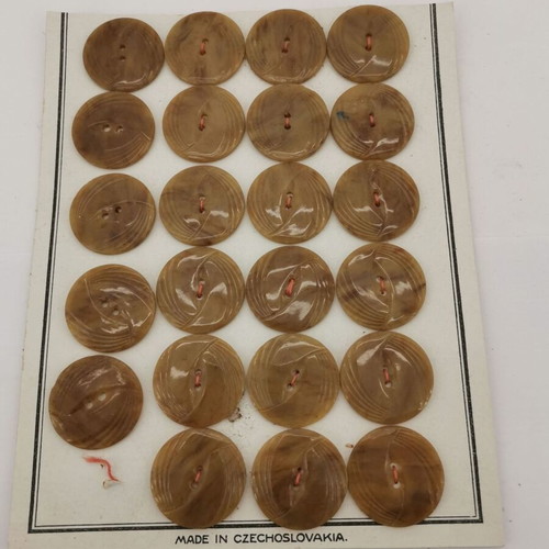 Brown vintage 1960s celluloid buttons used, 2.5 cm