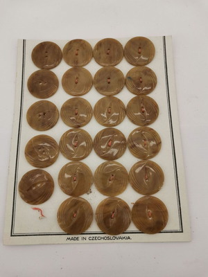Brown vintage 1960s celluloid buttons used, 2.5 cm