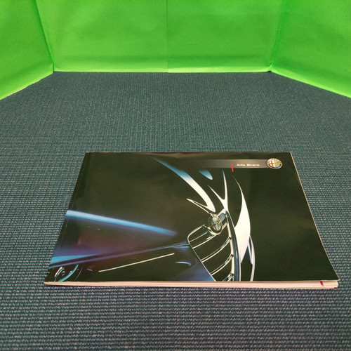Alfa Romeo Brera official illustrated brochure like new