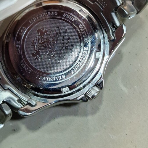 Festina diver wristwatch with Miyota Citizen mechanism like new, yellow and silver