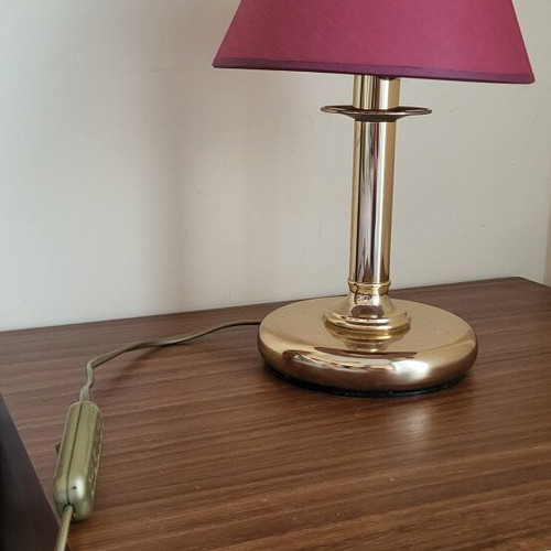 Table lamp set like new, red and white bedside lamps