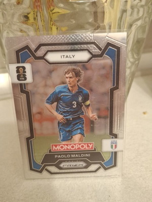 Paolo Maldini Panini Prizm Monopoly 2026 card