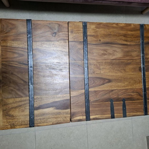 Coffee table trunk used
