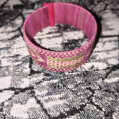 Women's bracelet handmade, new, pink
