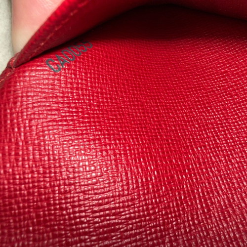 Louis Vuitton Cerises Agenda like new with broken metal support
