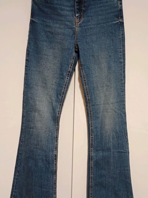 Zara flare jeans size 38 like new, blue
