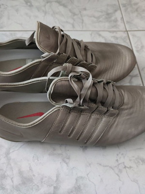Παπούτσια Nike αθλητικά μεταχειρισμένα, νούμερο 39