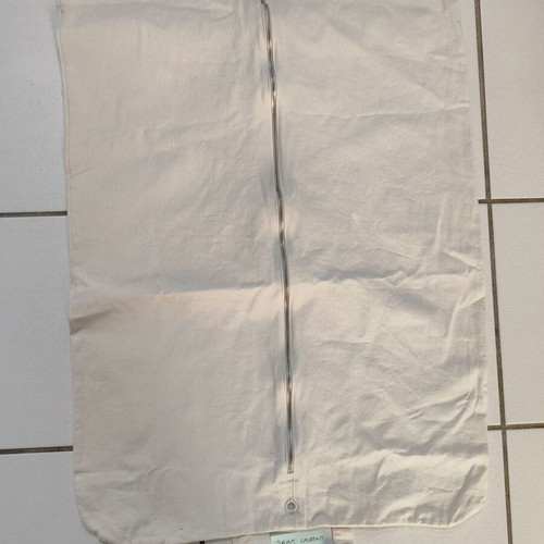 Saint Laurent θήκη μεταφοράς ρούχων μεταχειρισμένη 150 x 59 cm με λεκέδες
