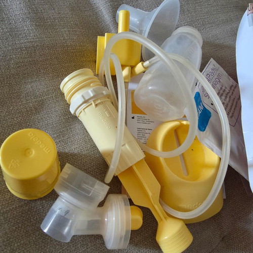 Medela manual breast pump