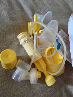 Medela manual breast pump