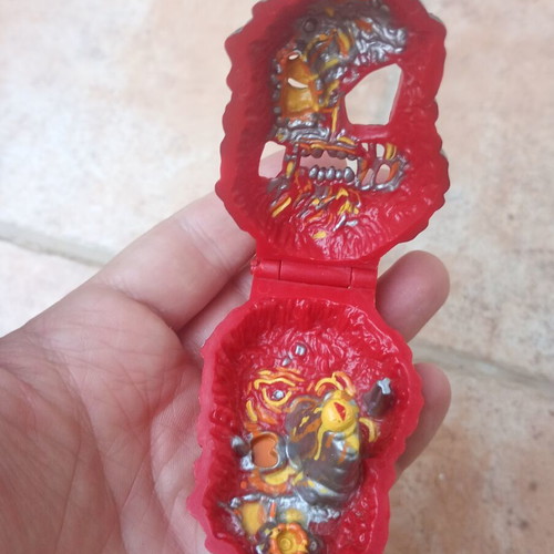 Mighty Max Against Liquid Lava shell used, no figures