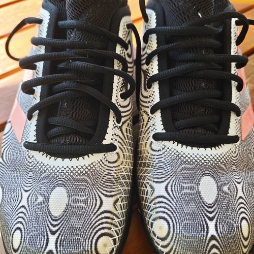Adidas Bounce Tennis Shoes EU 42 like new, black and white
