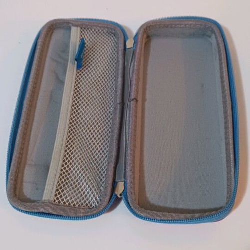Frozen pencil case like new