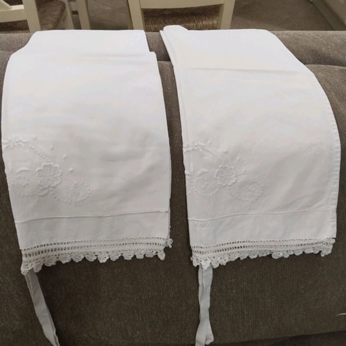 Handmade pillowcases with lace like new, 63×42 cm