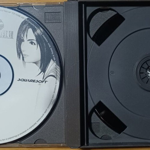 Final Fantasy VIII PlayStation PS1 game used, missing disc 1