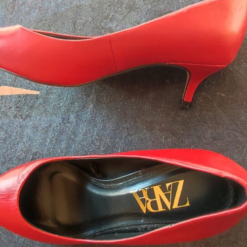 Zara red pointed pumps like new, size 37