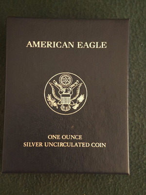 American Eagle 2011 Silver One Ounce Coin new