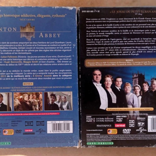 Downton Abbey DVD pack seasons 1 and 3 like new, English-French