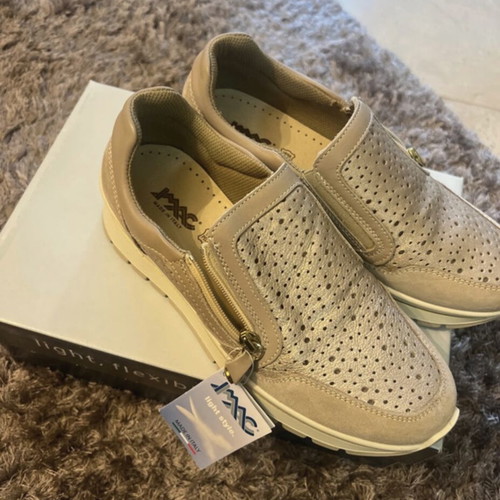 Imac anatomical women's shoes new, beige gold, size 38