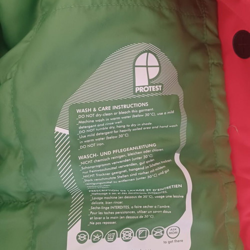 Protest ski jacket new, size L
