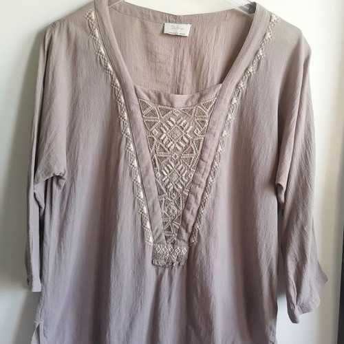 Wrap embroidered cotton blouse size M like new