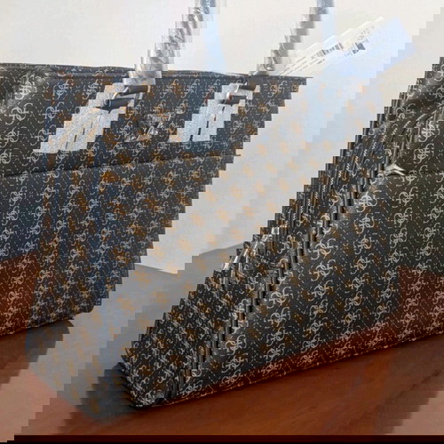 Guess Jesco τσάντα χειρός καινούργια, καφέ