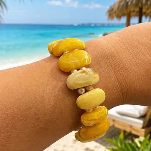 Amber bracelet with pearls, natural Baltic amber