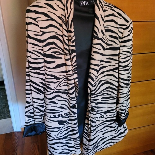 ZARA jacket M satin wide fit like new