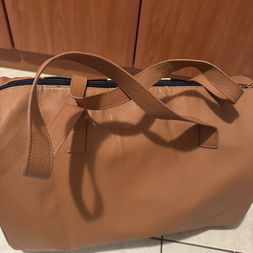 Elegant Tricolor Travel Bag like new, tan black beige
