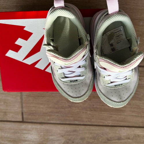 Nike Waffle One kids sneakers like new, pink green N22